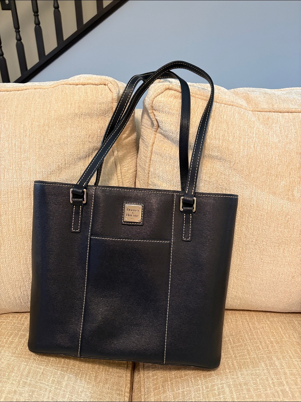 Dooney & Bourke Black Leather Tote Bag - Picture 12 of 16